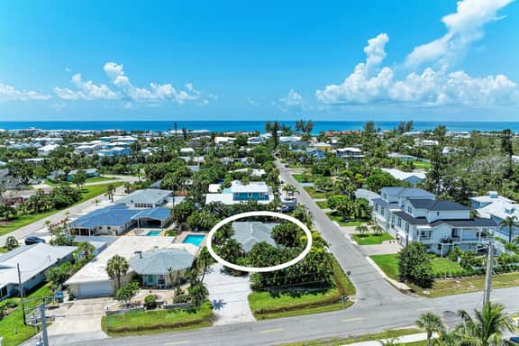 Salt Air East