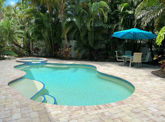 Kickback Cabana